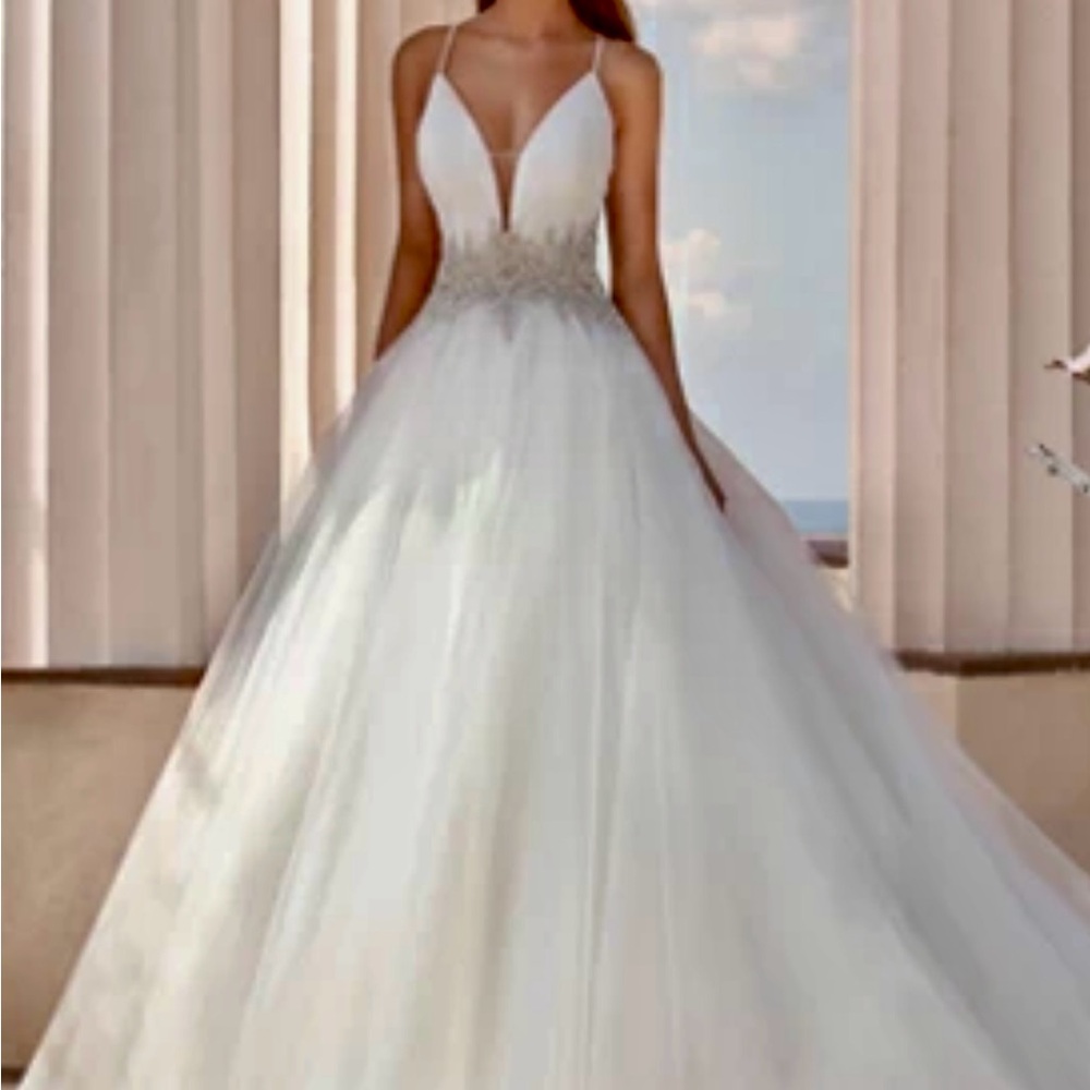 White Sleeveless Plunge Wedding Gown Demitrios 720
